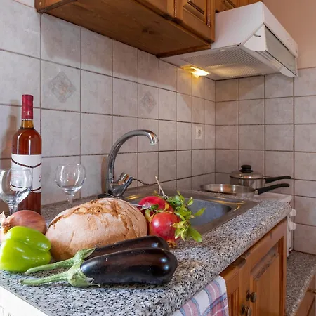 Apostolos 4 شقة *