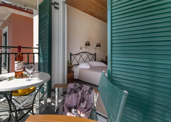 شقة Apostolos 4 *